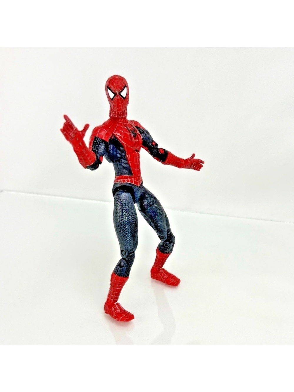 ToyBiz Movie Spider-Man 2003 Tobey Maguire 6" Super Poseable Figure CP11